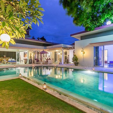 Villa Purple Legian  Bagian luar foto