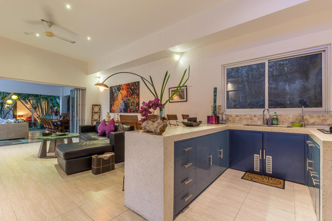 Villa Purple Legian  Bagian luar foto